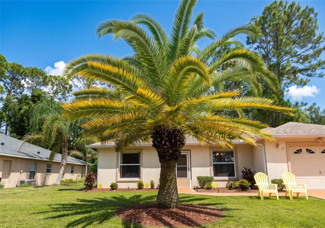 Photo 2 of Single family home for sale at 52 Bren Mar Ln, Palm Coast, FL 32137 | MLS# FC322268 | Listing updated on 2026-10-28