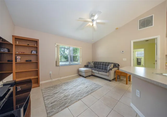 Photo 3 of Single family home for sale at 52 Bren Mar Ln, Palm Coast, FL 32137 | MLS# FC322268 | Listing updated on 2026-10-28