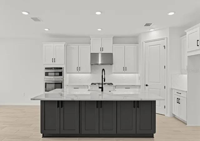 Photo 1 of Single family home for sale at 11390 Bourbon Rose Cir, Winter Garden, FL 34787 | MLS# O6451559 | Listing updated on 2026-10-22