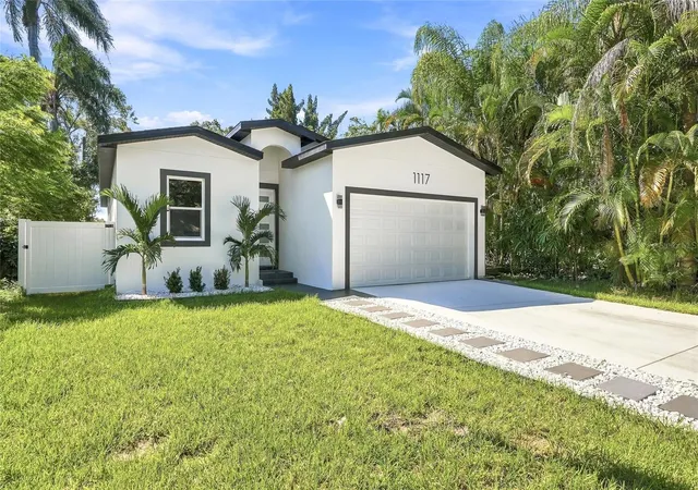 Photo 1 of Single family home for sale at 1117 15th Avenue NW, Largo, FL 33770 | MLS# TB8560176 | Listing updated on 2026-10-22
