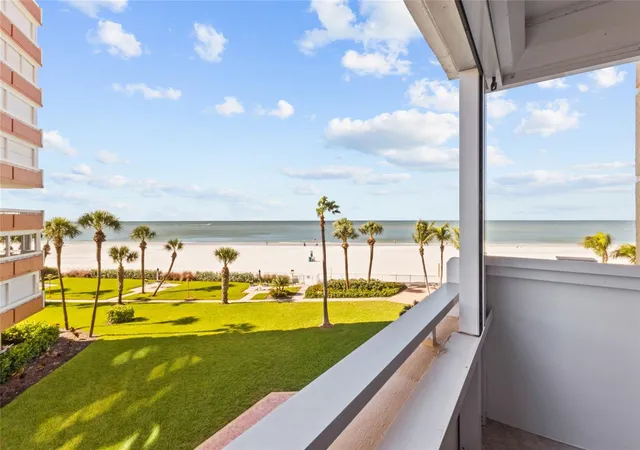 Condo for sale at 17920 Gulf Blvd #302, REDINGTON SHORES, FL 33708 | MLS# TB8560177