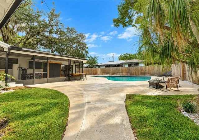 Photo 1 of Single family home for sale at 389 Sultana Ln, Maitland, FL 32751 | MLS# O6451568 | Listing updated on 2026-10-30