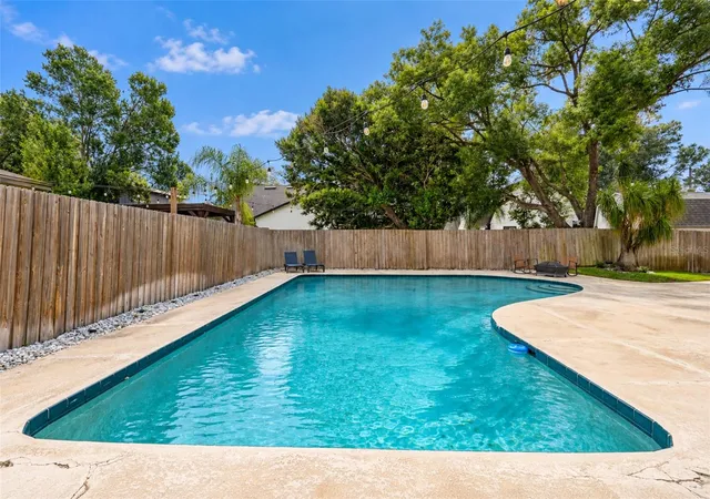 Photo 3 of Single family home for sale at 389 Sultana Ln, Maitland, FL 32751 | MLS# O6451568 | Listing updated on 2026-10-30