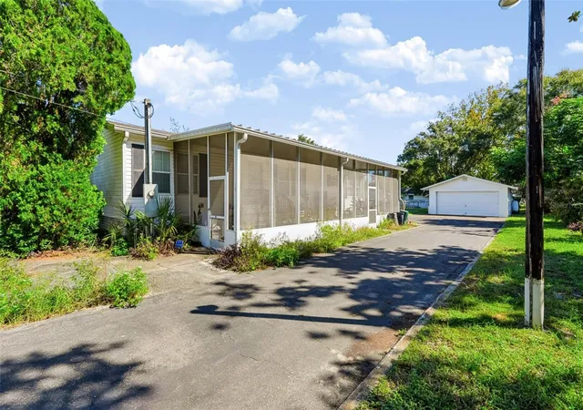 Photo 3 of Single family home for sale at 13616 Litewood Dr, Hudson, FL 34669 | MLS# TB8560188 | Listing updated on 2026-10-26