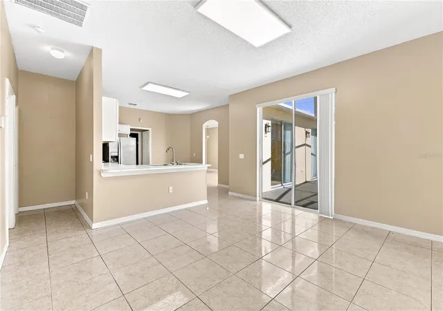 Photo 4 of Single family home for sale at 101 Blackpool Way, Kissimmee, FL 34758 | MLS# S5159939 | Listing updated on 2026-10-22