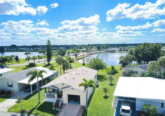 Photo 4 of Manufactured home for sale at 2100 Kings Hwy #16, Port Charlotte, FL 33980 | MLS# C7532292 | Listing updated on 2026-10-27