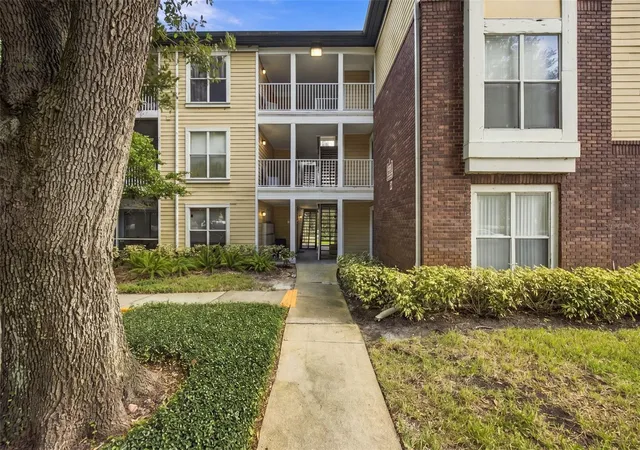 Photo 1 of Condo for sale at 10020 Strafford Oak Ct #914, Tampa, FL 33624 | MLS# TB8560200 | Listing updated on 2026-10-26