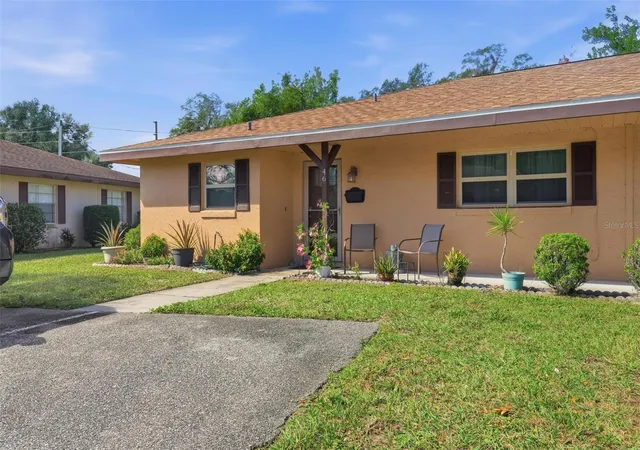 Photo 1 of Condo for sale at 46 Villa Villar Ct #460, Deland, FL 32724 | MLS# V4951931 | Listing updated on 2026-10-29