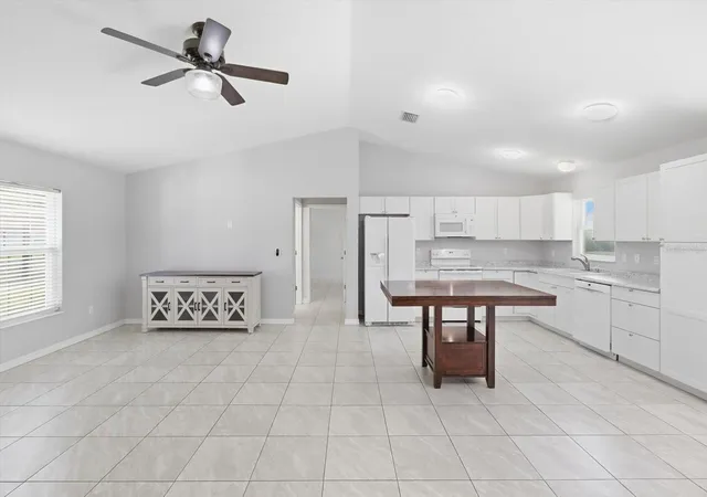 Photo 4 of Single family home for sale at 8372 SE 156th Street, Summerfield, FL 34491 | MLS# OM734429 | Listing updated on 2026-10-22