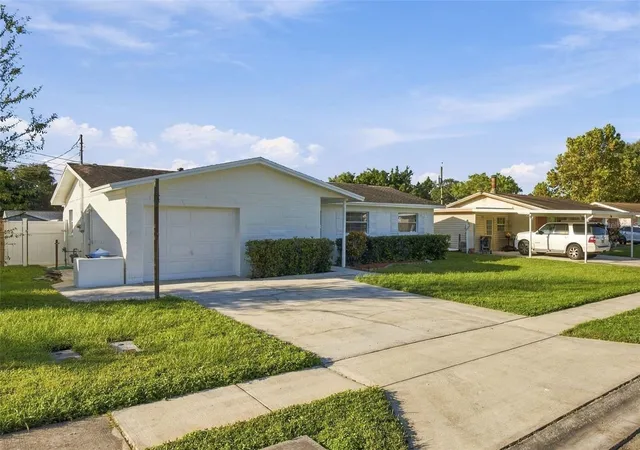 Photo 4 of Single family home for sale at 5280 90th Terrace N, Pinellas Park, FL 33782 | MLS# TB8560203 | Listing updated on 2026-10-29