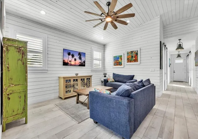 Photo 3 of Single family home for sale at 28492 Royal Palm Dr, Punta Gorda, FL 33982 | MLS# C7532293 | Listing updated on 2026-10-23