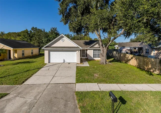 Single family home for sale at 8150 Tom Sawyer Dr, TAMPA, FL 33637 | MLS# TB8560211