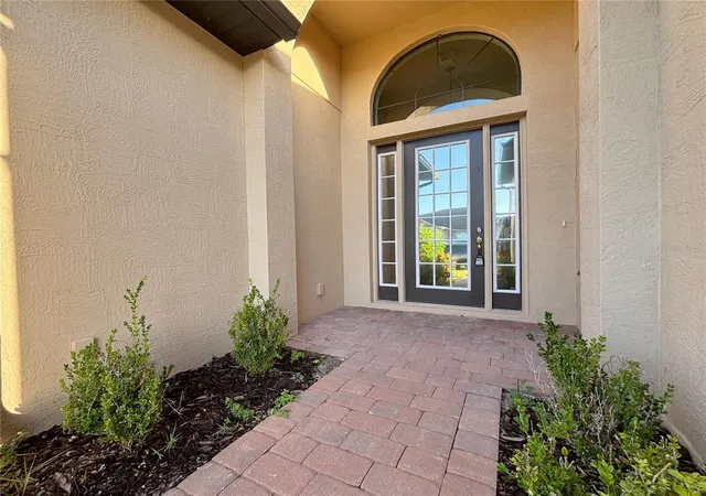 Photo 2 of Single family home for sale at 6240 Pinehurst Loop, Winter Haven, FL 33884 | MLS# P4940234 | Listing updated on 2026-10-23
