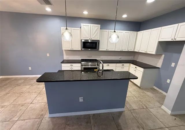 Photo 4 of Single family home for sale at 12196 Alachua Ln, Venice, FL 34293 | MLS# TB8560220 | Listing updated on 2026-10-22