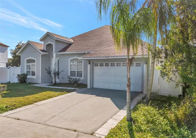 Photo 2 of Single family home for sale at 937 Louvre Ct, Kissimmee, FL 34759 | MLS# G5119327 | Listing updated on 2026-10-30