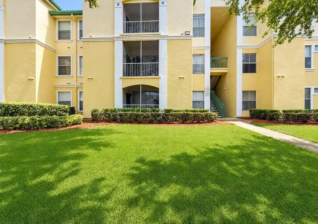 Condo for sale at 8815 Dunes Ct #105, KISSIMMEE, FL 34747 | MLS# O6451605