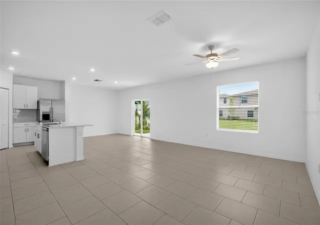 Photo 2 of Single family home for sale at 18127 Mellon St, Parrish, FL 34219 | MLS# A4710375 | Listing updated on 2026-10-23