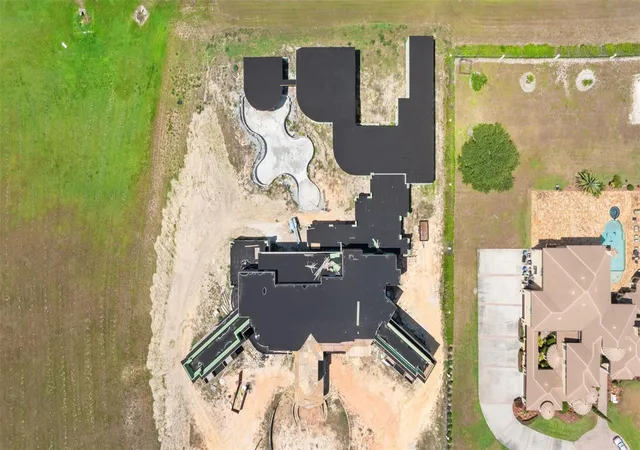 Photo 1 of Single family home for sale at 9621 Windy Ridge Rd, Windermere, FL 34786 | MLS# O6451612 | Listing updated on 2026-10-23