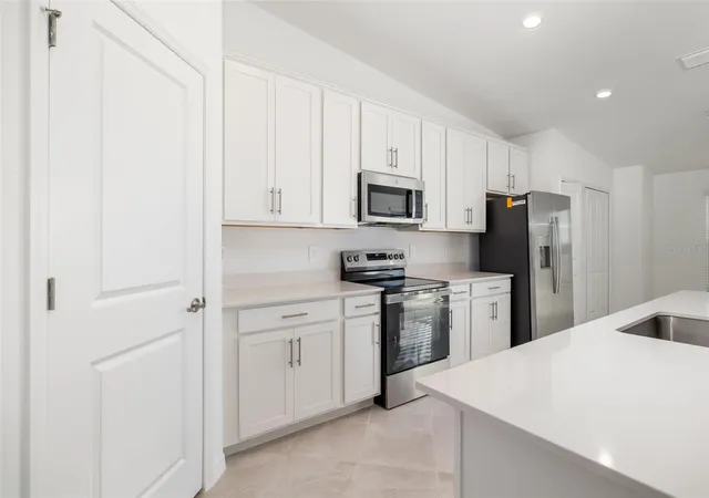Photo 4 of Condo for sale at 19015 Scallop Loop #204, Bradenton, FL 34211 | MLS# A4710383 | Listing updated on 2026-10-23