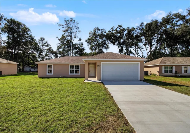 Single family home for sale at 5744 61st, OCALA, FL 34482 | MLS# O6451615
