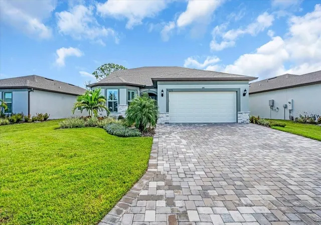 Photo 1 of Single family home for sale at 9225 Barrier Coast Trl, Parrish, FL 34219 | MLS# A4710384 | Listing updated on 2026-10-28