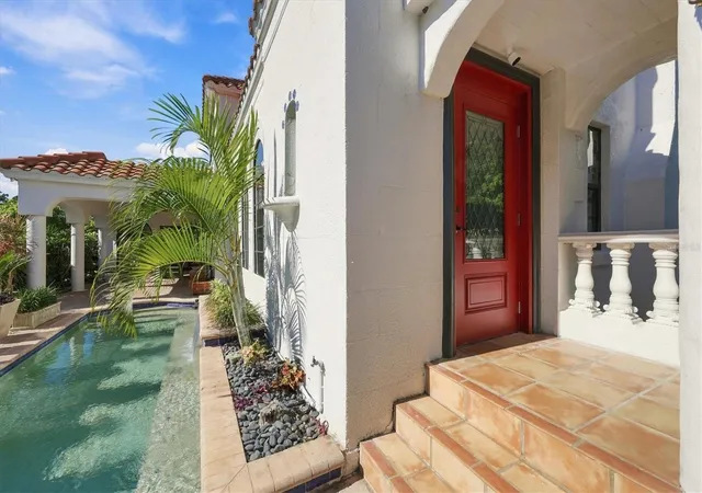 Photo 2 of Single family home for sale at 5208 Harbor Rd, Bradenton, FL 34209 | MLS# A4710385 | Listing updated on 2026-10-26