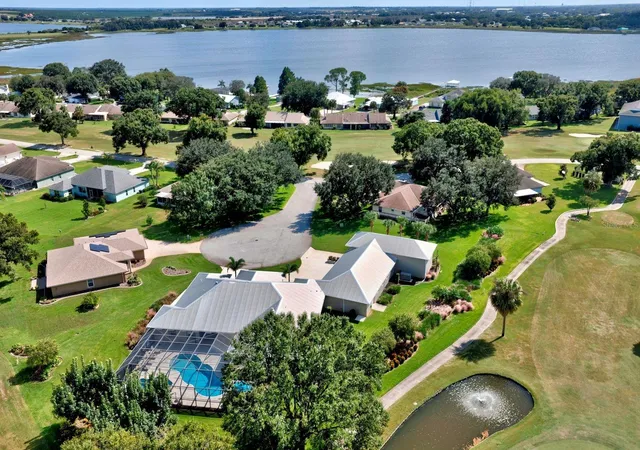 Photo 3 of Single family home for sale at 2851 Village Green Ct, Avon Park, FL 33825 | MLS# B4902402 | Listing updated on 2026-10-25
