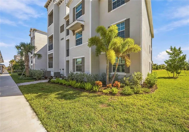 Condo for sale at 17570 Opal Sand Dr #106, VENICE, FL 34293 | MLS# A4710392