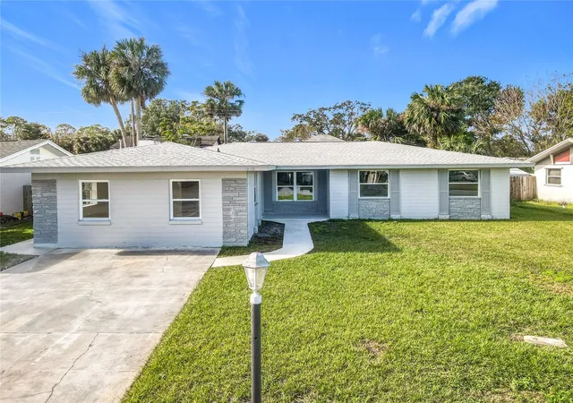 Photo 2 of Single family home for sale at 1428 Margina Ave, Daytona Beach, FL 32114 | MLS# S5159947 | Listing updated on 2026-10-22