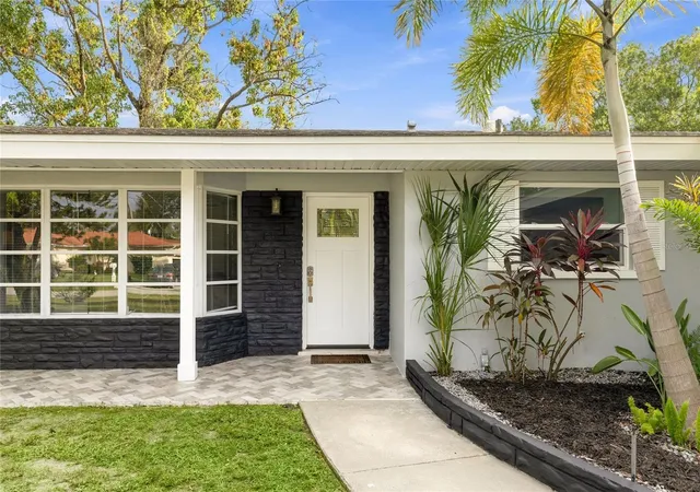 Photo 4 of Single family home for sale at 4230 Baird St, Sarasota, FL 34232 | MLS# A4710395 | Listing updated on 2026-10-29