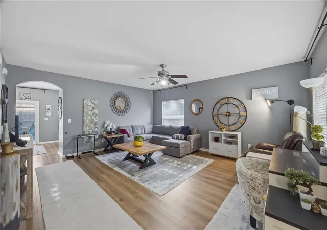 Photo 4 of Single family home for sale at 6526 Summer Cvs Dr, Riverview, FL 33578 | MLS# TB8560259 | Listing updated on 2026-10-22