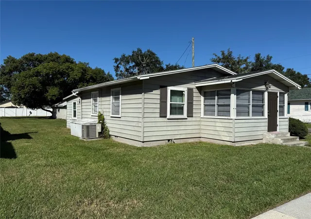 Single family home for sale at 1502 Indiana Ave, Saint Cloud, FL 34769 | MLS# O6451628