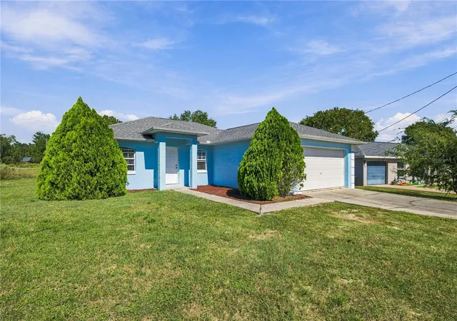 Single family home for sale at 8 Oak Run Ct, OCALA, FL 34472 | MLS# OM734446