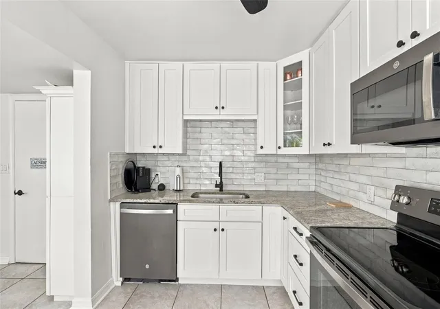 Photo 3 of Single family home for sale at 3104 Melton St N, Saint Petersburg, FL 33704 | MLS# TB8560262 | Listing updated on 2026-10-26