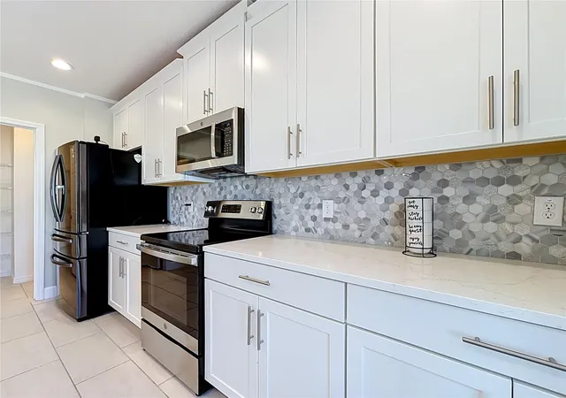 Photo 4 of Single family home for sale at 216 Denali St, Haines City, FL 33844 | MLS# N6146303 | Listing updated on 2026-10-29