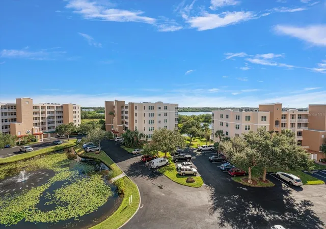 Photo 3 of Condo for sale at 6450 Shoreline Dr #9506, Saint Petersburg, FL 33708 | MLS# TB8560268 | Listing updated on 2026-10-22