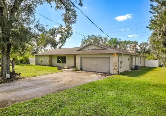 Photo 2 of Single family home for sale at 6912 Senoj Dr, Tampa, FL 33610 | MLS# TB8560296 | Listing updated on 2026-10-23