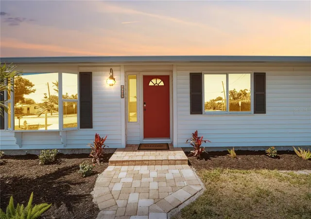 Photo 1 of Single family home for sale at 21277 Edgewater Dr, Port Charlotte, FL 33952 | MLS# C7532306 | Listing updated on 2026-10-28