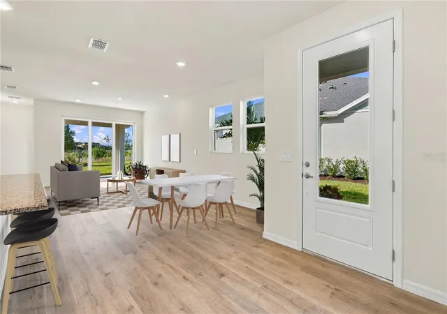 Photo 4 of House for sale at 2833 Marrakesh Ln, Sarasota, FL 34234 | MLS# TB8560306 | Listing updated on 2026-10-28