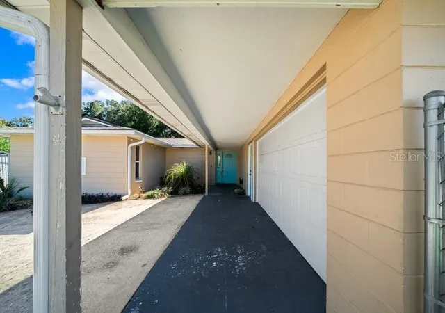 Photo 3 of Single family home for sale at 10 Emerald Run, Ocala, FL 34472 | MLS# OM734453 | Listing updated on 2026-10-23