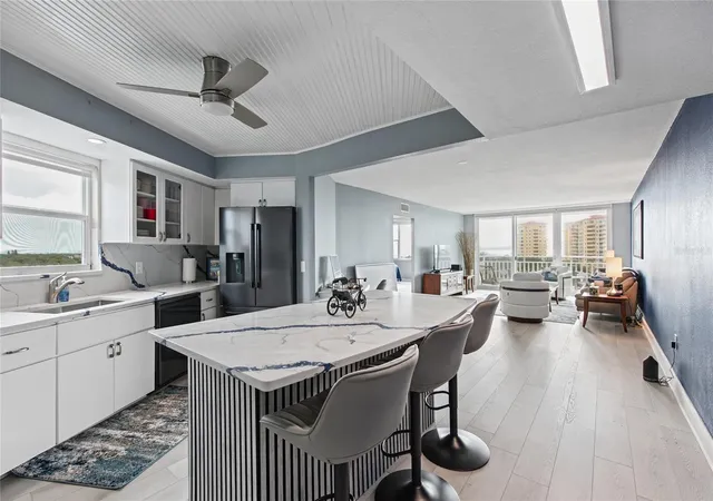 Photo 3 of Condo for sale at 700 Beach Dr Ne #701, Saint Petersburg, FL 33701 | MLS# TB8560310 | Listing updated on 2026-10-22