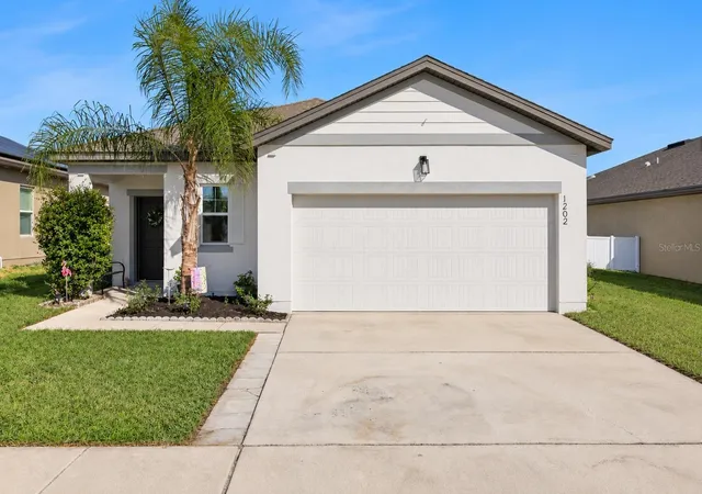 Single family home for sale at 1202 Lycaste Dr, DAVENPORT, FL 33837 | MLS# S5159956