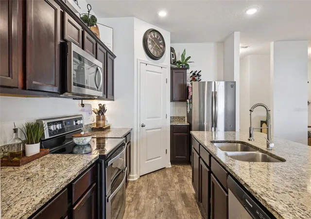 Photo 3 of Single family home for sale at 1202 Lycaste Dr, Davenport, FL 33837 | MLS# S5159956 | Listing updated on 2026-10-23
