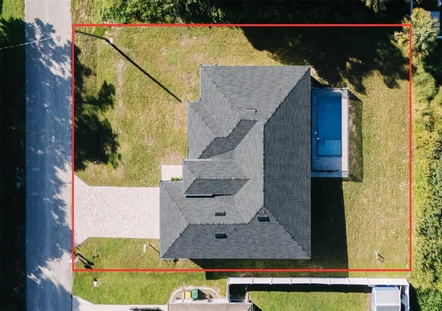 Photo 1 of Single family home for sale at 229 Ferdon Cir, Port Charlotte, FL 33954 | MLS# C7532309 | Listing updated on 2026-10-24