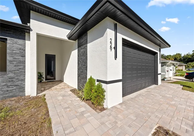 Photo 2 of Single family home for sale at 229 Ferdon Cir, Port Charlotte, FL 33954 | MLS# C7532309 | Listing updated on 2026-10-24