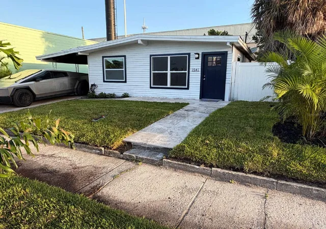 Photo 1 of Single family home for sale at 1541 W La Salle St, Tampa, FL 33607 | MLS# TB8560317 | Listing updated on 2026-10-23