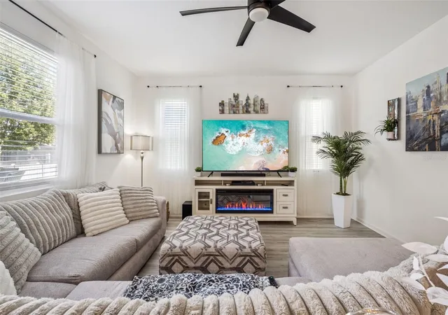 Photo 4 of Single family home for sale at 3868 Bannock Ave, Tavares, FL 32778 | MLS# O6451695 | Listing updated on 2026-10-23