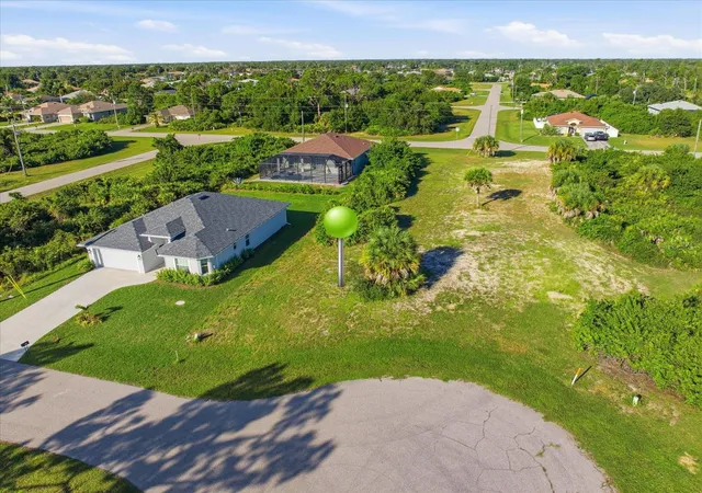 Photo 1 of Land for sale at 104 Green Oak Park, Rotonda West, FL 33947 | MLS# A4710414 | Listing updated on 2026-10-22