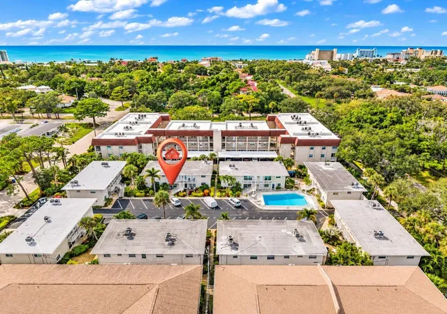 Condo for sale at 521 W Venice Ave #21, VENICE, FL 34285 | MLS# D6149297