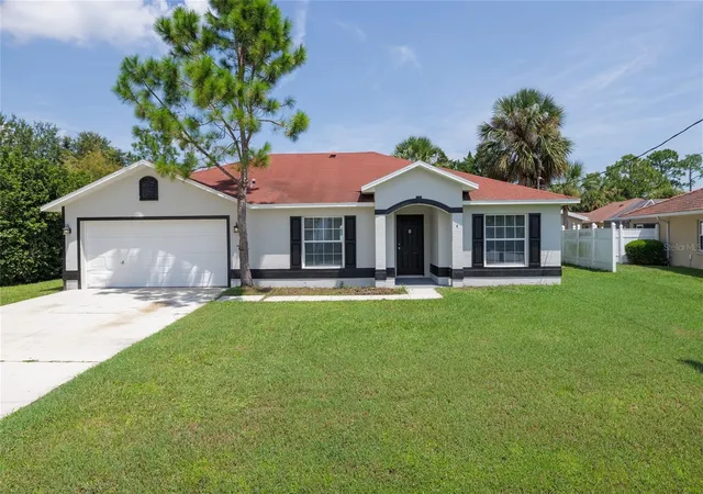 Single family home for sale at 4 Princess Ruth Ln, PALM COAST, FL 32164 | MLS# FC322285